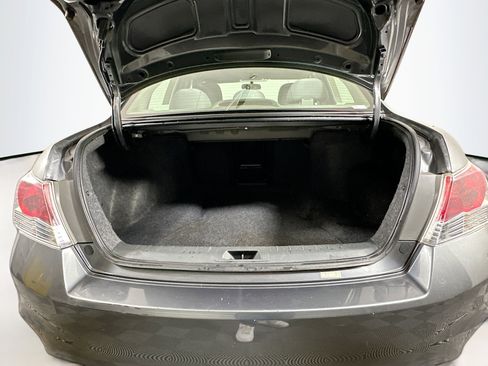 Used 2011 Honda Accord LX image 25