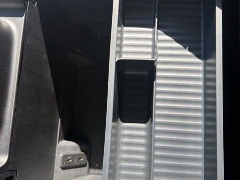 Used 2025 Ford Expedition Active AWD/4WD image 50