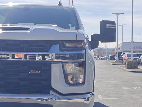 Used 2023 Chevrolet Silverado 3500 LT w/ Convenience Package image 31