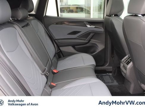 New 2026 Volkswagen Tiguan SE R-Line AWD/4WD image 16