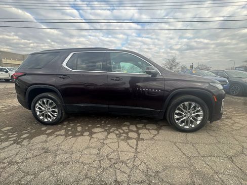 Used 2023 Chevrolet Traverse LT w/ LPO, Floor Liner Package image 7