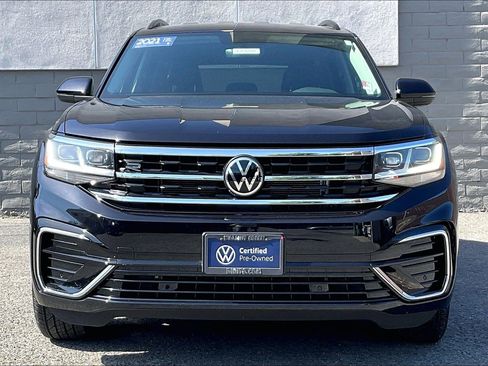Certified 2021 Volkswagen Atlas SE w/ Towing Package AWD/4WD image 2
