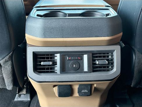 Used 2023 Ford F250 Lariat w/ Chrome Package image 29