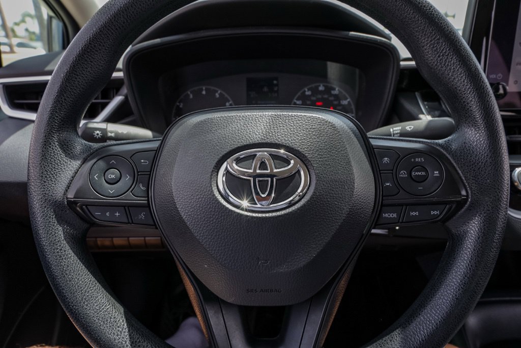 Used 2024 Toyota Corolla LE FWD image 28