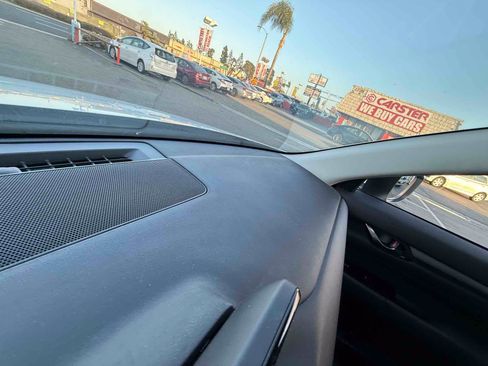 Used 2020 MAZDA CX-5 Sport FWD image 87