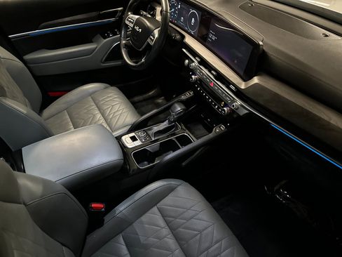 Certified 2024 Kia Telluride SX Prestige X-Pro image 16