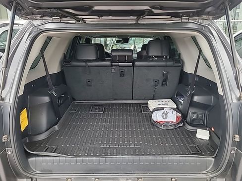 Used 2022 Toyota 4Runner Limited image 9
