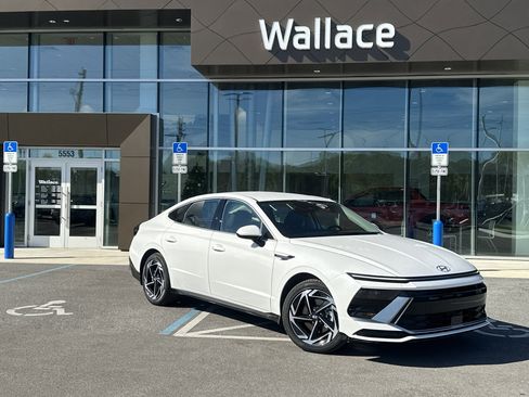 New 2026 Hyundai Sonata SEL image 1