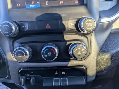 Used 2022 RAM 2500 Big Horn image 24