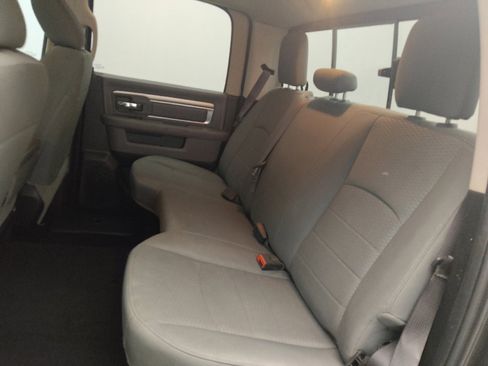 Used 2020 RAM 1500 Classic SLT RWD image 18