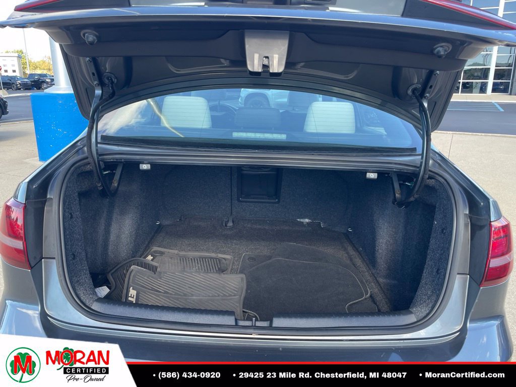 Used 2016 Volkswagen Jetta Sport w/ Lighting Package FWD image 26