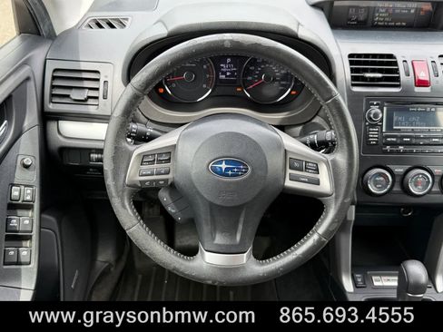 Used 2015 Subaru Forester 2.5i Touring AWD/4WD image 19