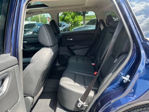 Used 2026 Nissan Rogue Dark Armor FWD image 27