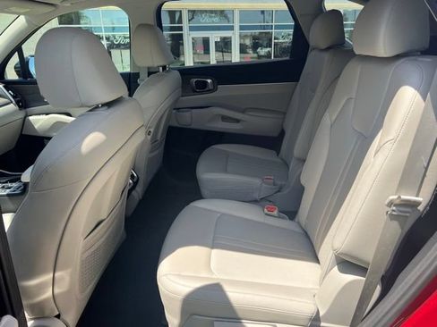 Used 2022 Kia Sorento EX w/ Panoramic Sunroof Package FWD image 24