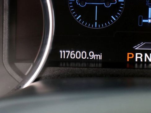 Used 2022 Ford F250 Platinum w/ Tremor Off-Road Package image 18