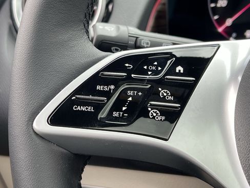 New 2026 Mercedes-Benz GLB 250 4MATIC image 36