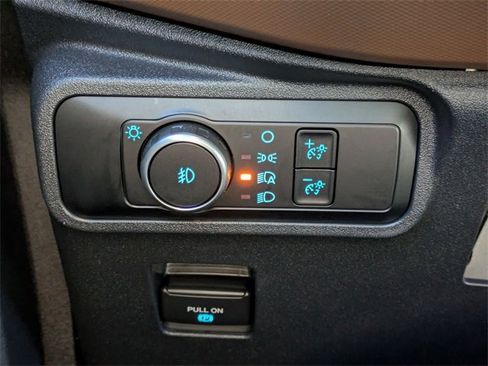 Used 2024 Ford Bronco Outer Banks image 16