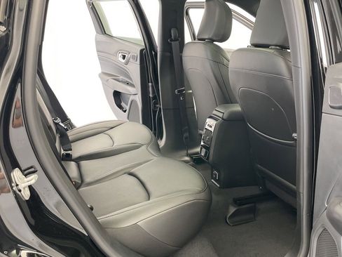 New 2025 Jeep Compass Limited w/ Sun & Sound Group image 27