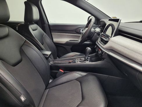 Used 2024 Jeep Compass Latitude AWD/4WD image 21