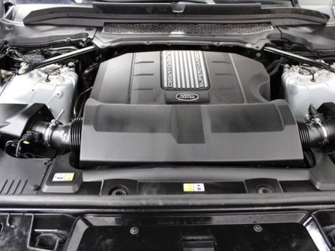 Used 2016 Land Rover Range Rover Sport SE image 25