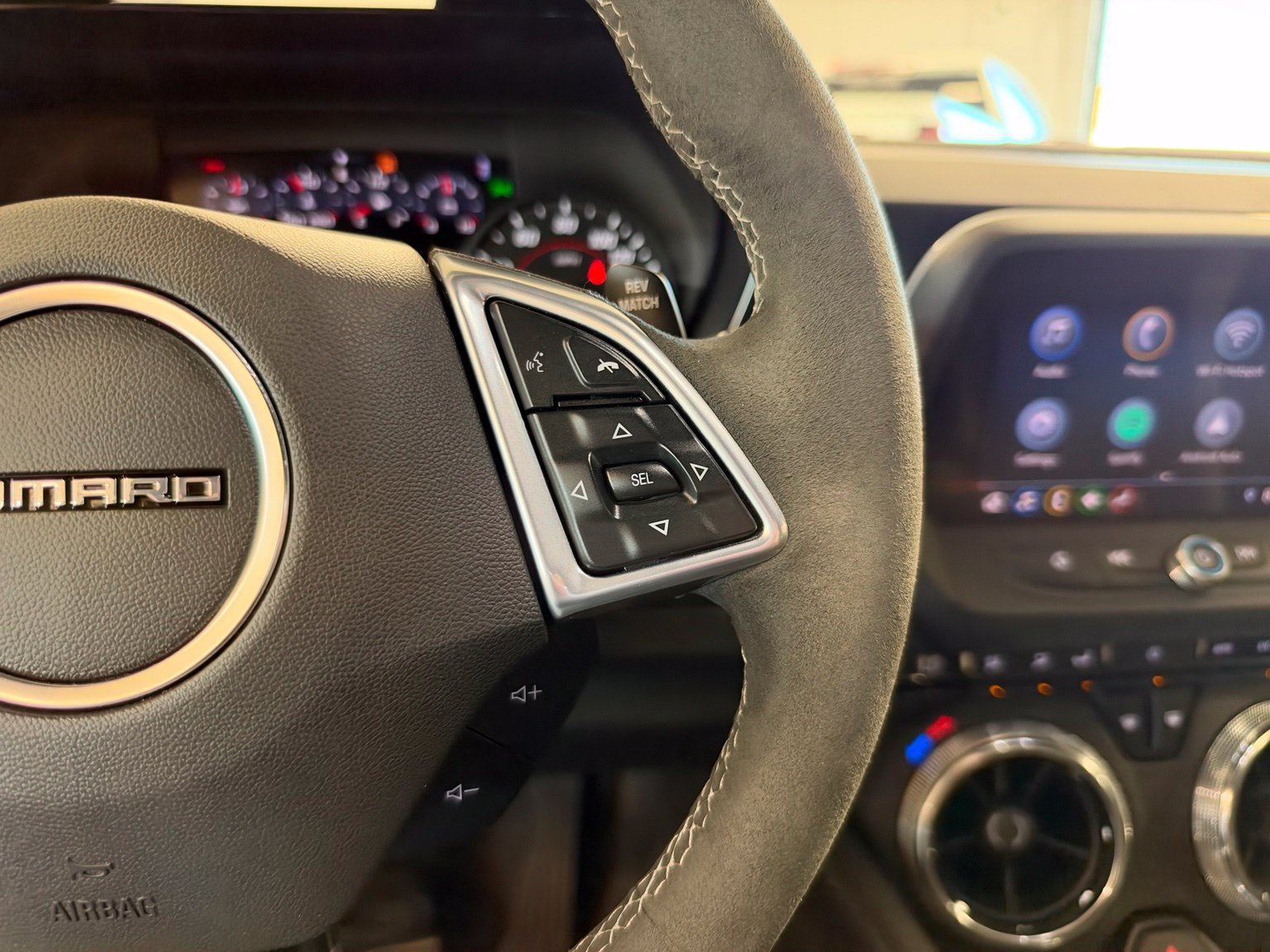 Used 2022 Chevrolet Camaro SS RWD image 22