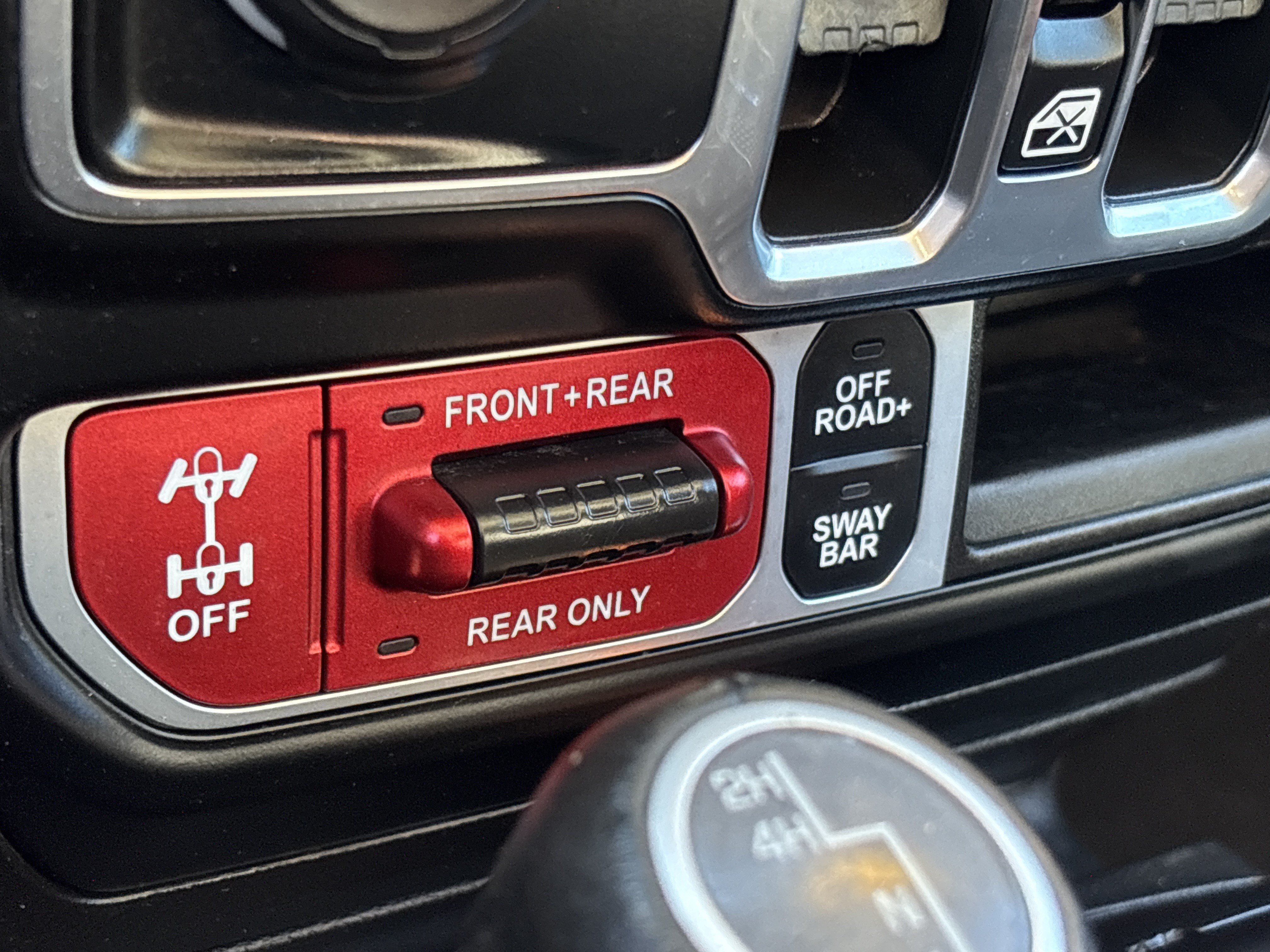 Used 2023 Jeep Gladiator Rubicon w/ Cold Weather Group AWD/4WD image 19