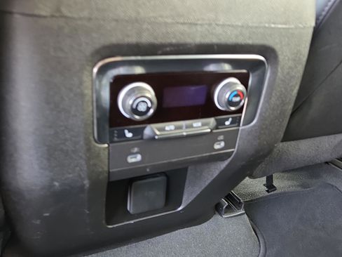 Used 2024 Chevrolet Tahoe LT w/ Luxury Package image 14