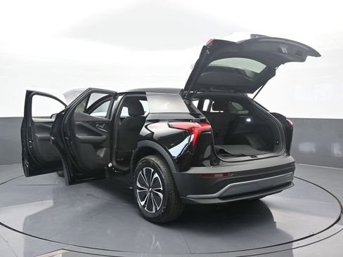 Used 2025 Chevrolet Blazer EV LT image 82