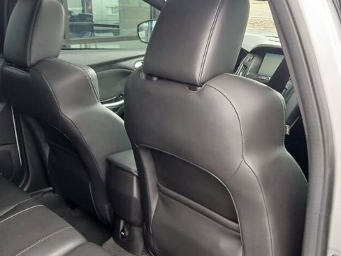 Used 2014 Ford Focus ST w/ Equipment Group 202A image 9