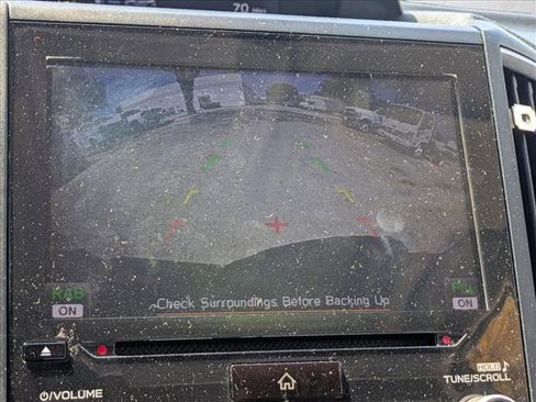 Used 2021 Subaru Forester Touring image 12