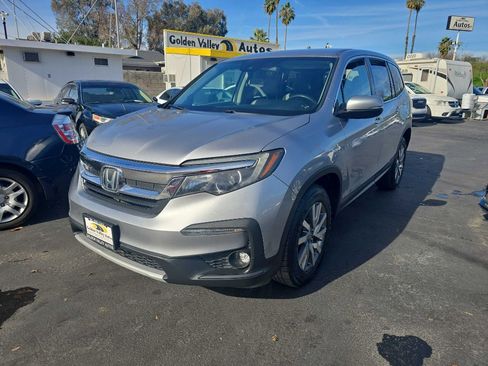 Used 2020 Honda Pilot EX image 2