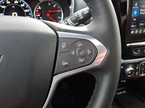 Certified 2023 Chevrolet Traverse Premier w/ Redline Edition image 23