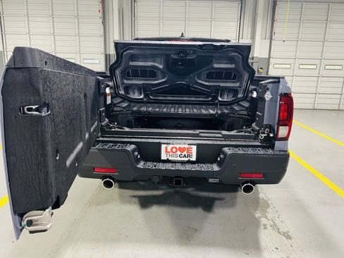 New 2026 Honda Ridgeline Black Edition image 13
