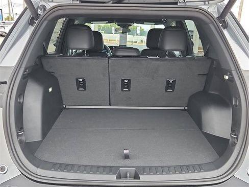 New 2026 Chevrolet Equinox LT w/ Convenience Package II image 6