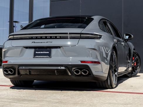 New 2026 Porsche Panamera GTS image 11