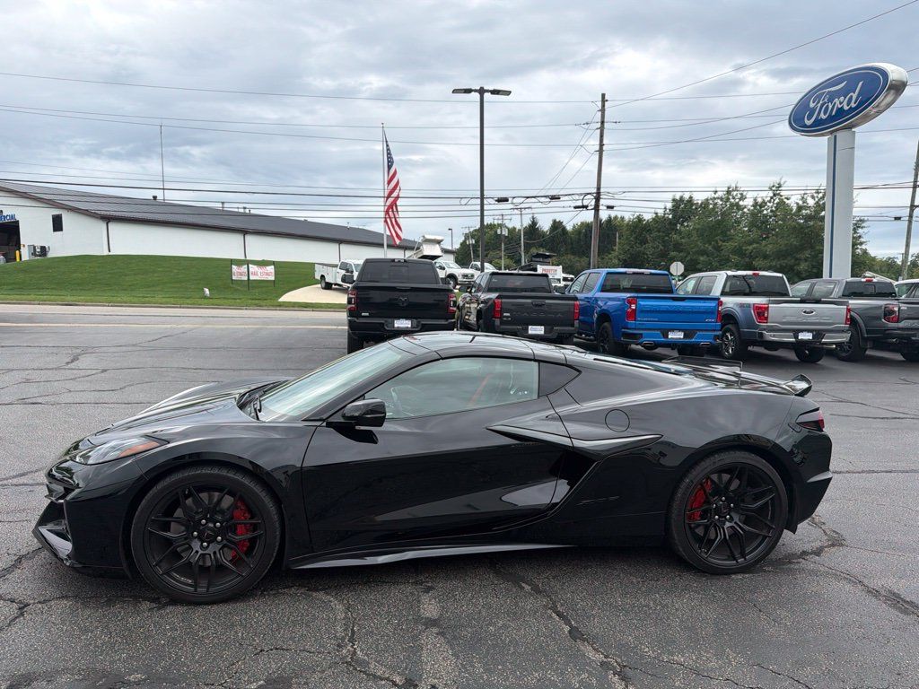 Used 2024 Chevrolet Corvette Z06 w/ Battery Protection Package RWD image 5