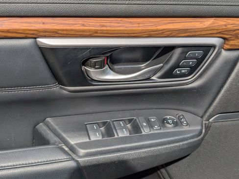 Used 2022 Honda CR-V Touring image 24