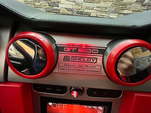 Used 2007 Ford Mustang Shelby GT500 RWD image 25