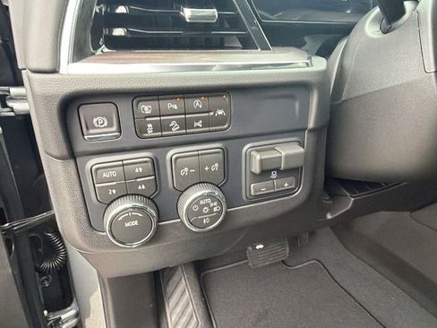 New 2026 Chevrolet Suburban LT w/ Comfort Package image 19