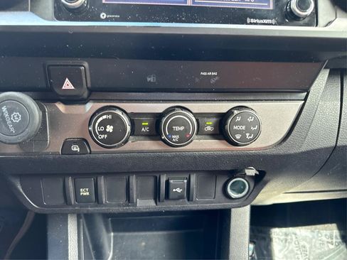 Used 2020 Toyota Tacoma SR RWD image 22