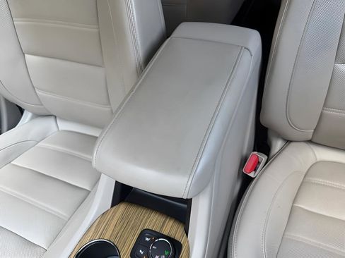 Used 2018 GMC Acadia Denali image 45