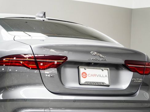 Used 2020 Jaguar XE S image 13
