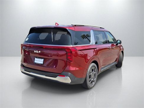 New 2026 Kia Carnival SX image 4