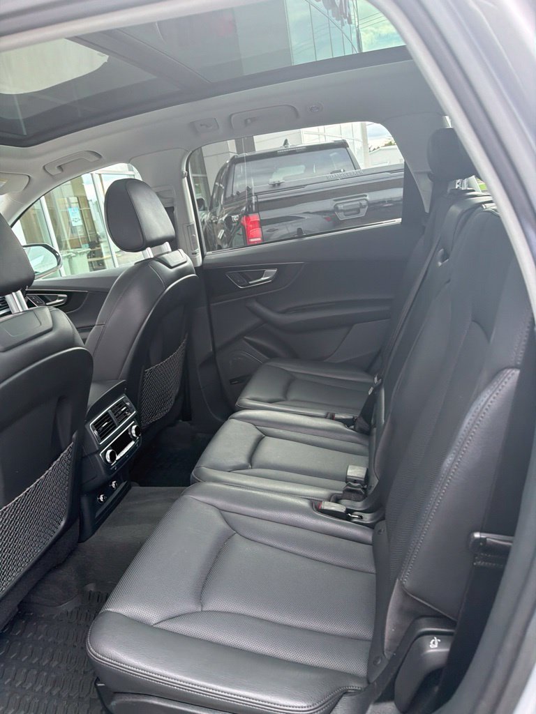 Used 2019 Audi Q7 3.0T Prestige w/ Prestige Package AWD/4WD image 10