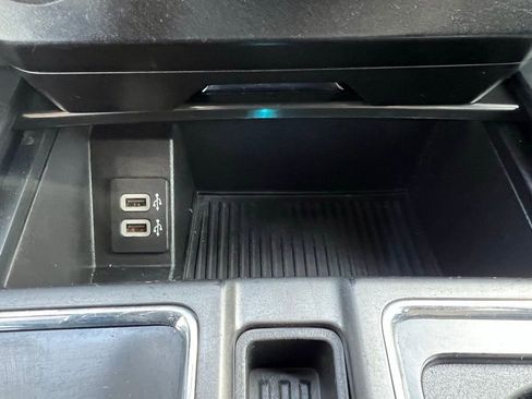 Used 2019 Ford F150 XLT w/ Equipment Group 302A Luxury image 38