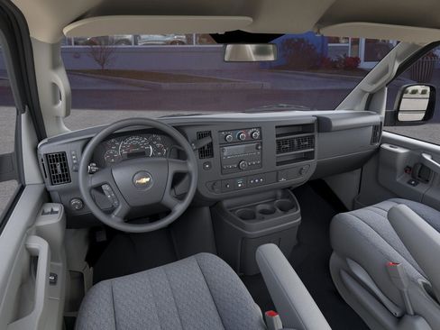 New 2025 Chevrolet Express 3500 w/ Power Convenience Package image 15