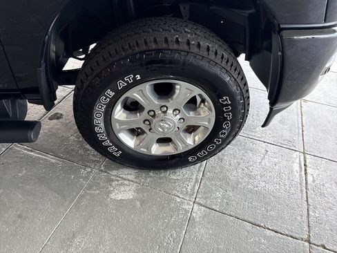 Used 2025 RAM 3500 Big Horn AWD/4WD image 12