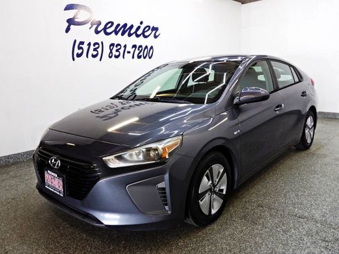 Used 2018 Hyundai Ioniq Blue FWD image 2