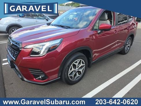 Used 2024 Subaru Forester Premium AWD/4WD image 1