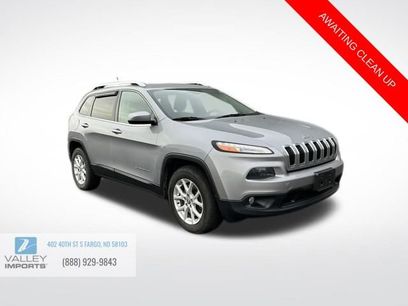 Used 2014 Jeep Cherokee Latitude w/ Comfort/Convenience Group